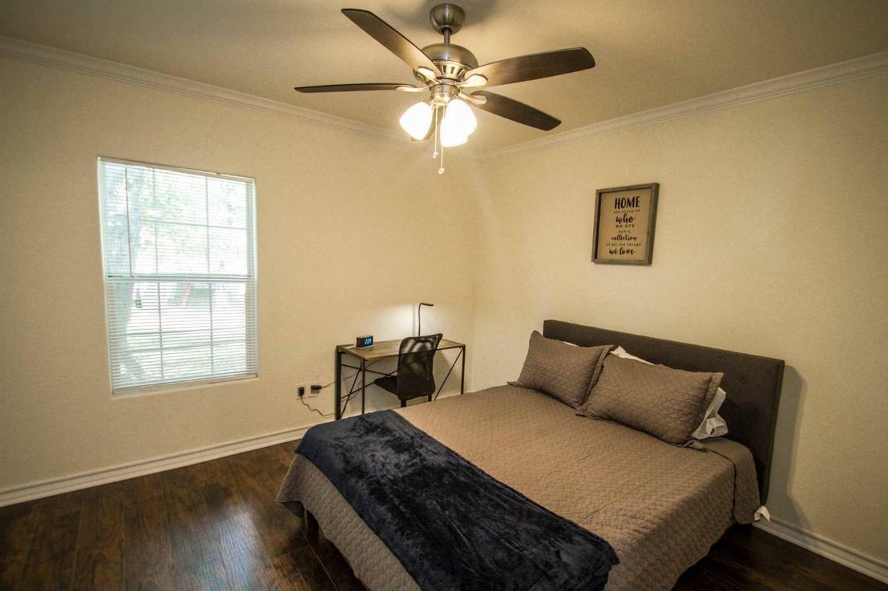 דירות סן אנטוניו Hays St Cozy Remodeled 2Br/2Ba House Sleeps 8 מראה חיצוני תמונה